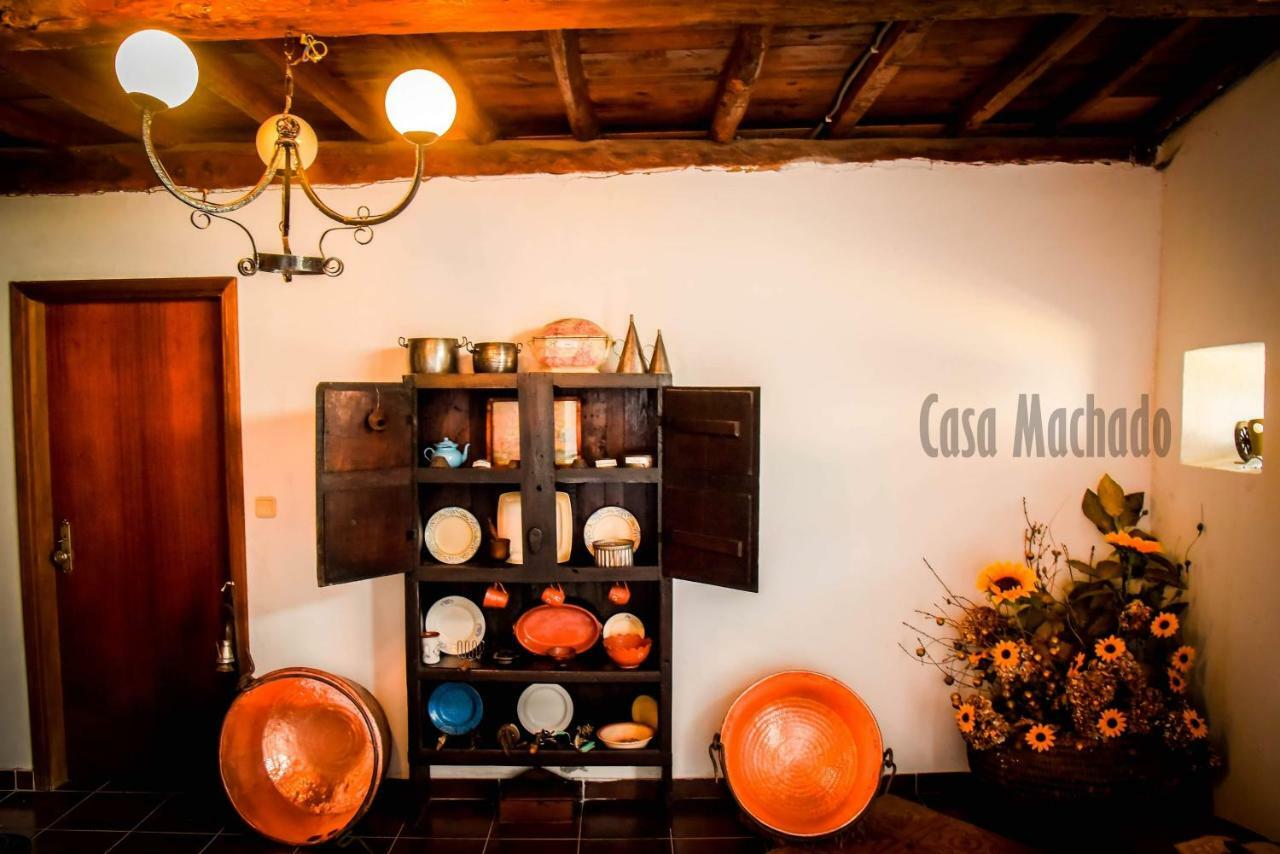 Casa Machado Guest House Braganca Exterior photo